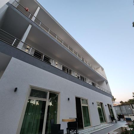 Sea Front Villa Vlorë Exteriér fotografie