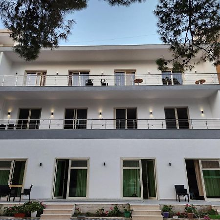 Sea Front Villa Vlorë Exteriér fotografie