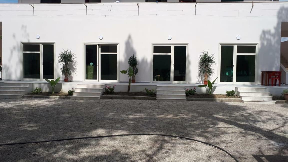 Sea Front Villa Vlorë Exteriér fotografie